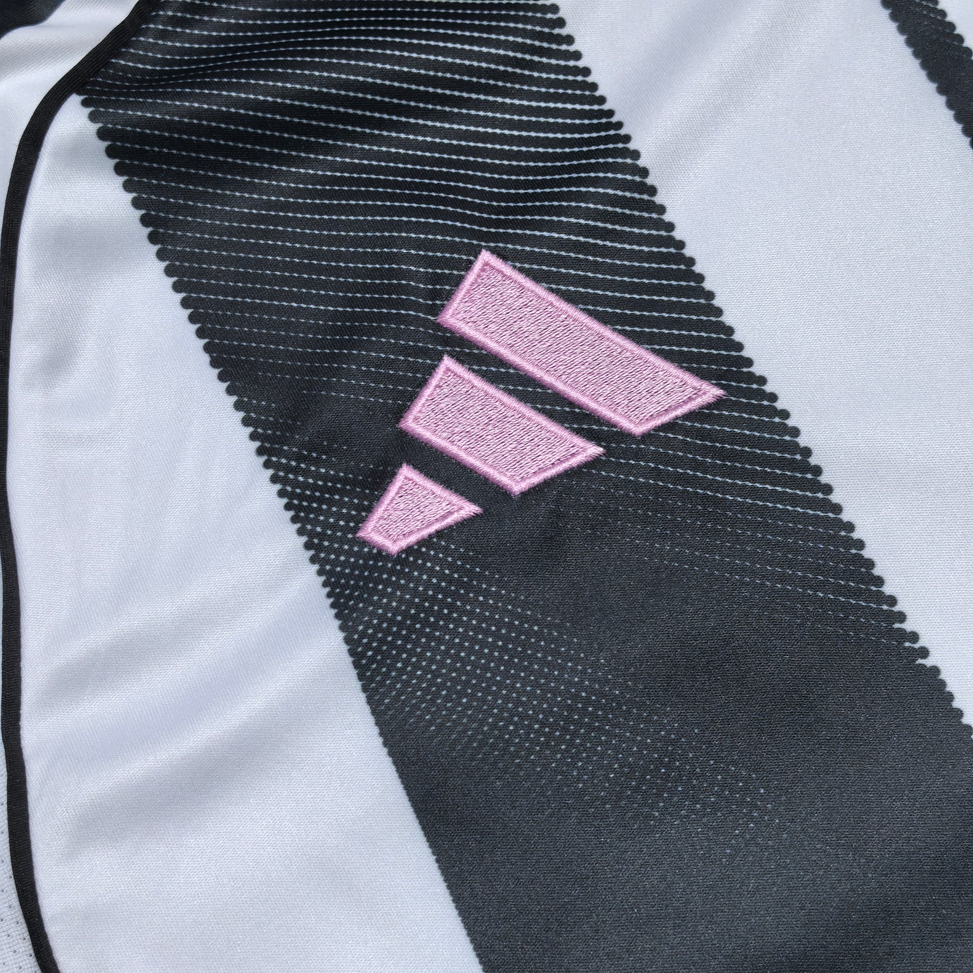 Juventus’ Home Jersey 25/26 - Classic XI