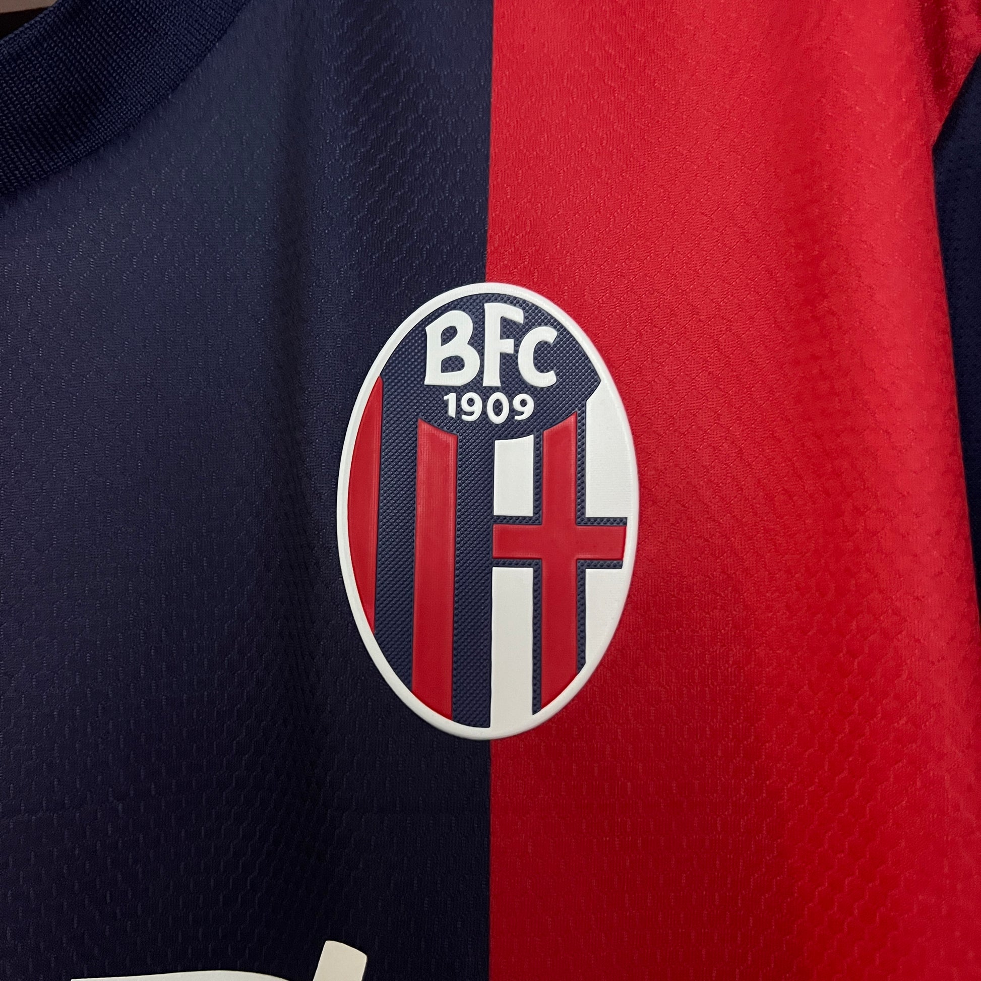 Bologna’s Home Jersey 24/25 - Classic XI