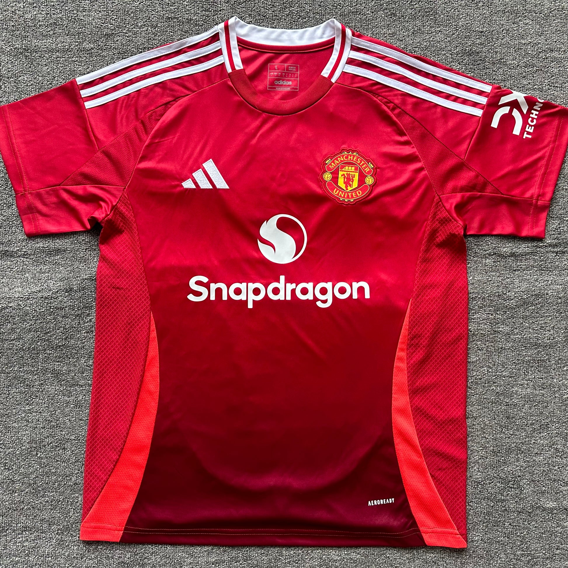 Manchester United’s Home Jersey 24/25 - Classic XI