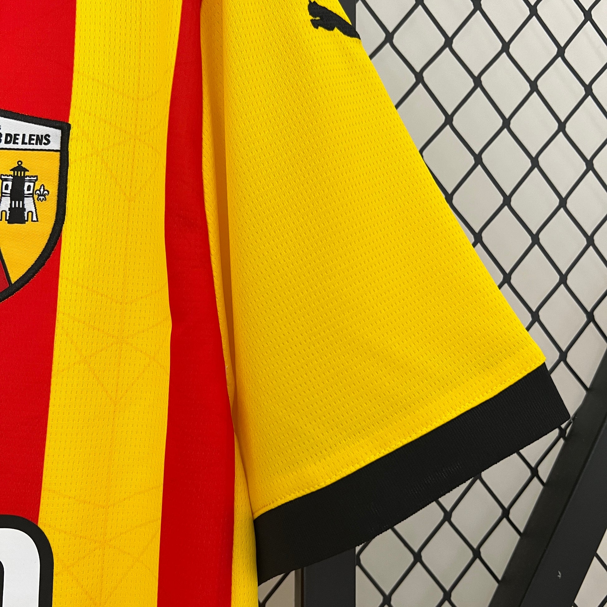 Lens’ Home Jersey 24/25 - Classic XI