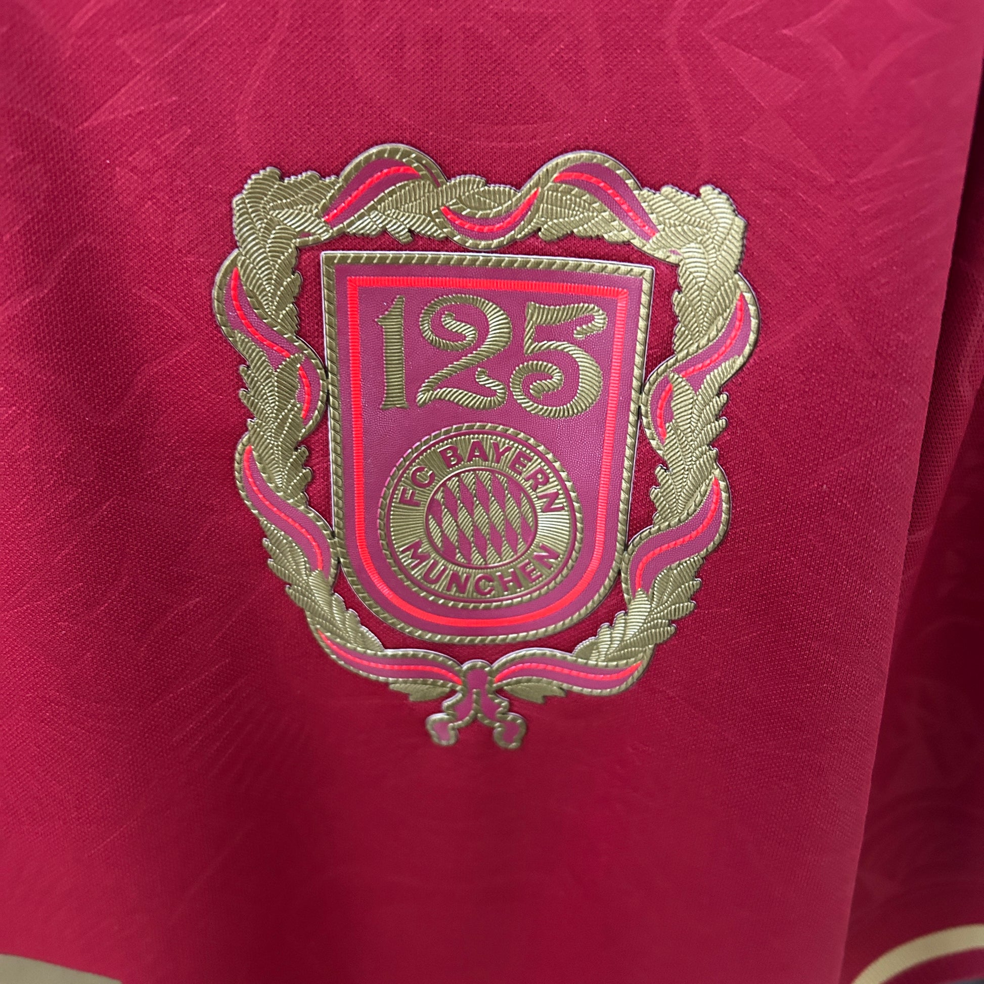 Bayern Monaco’s 125 years Red Edition Jersey - Classic XI