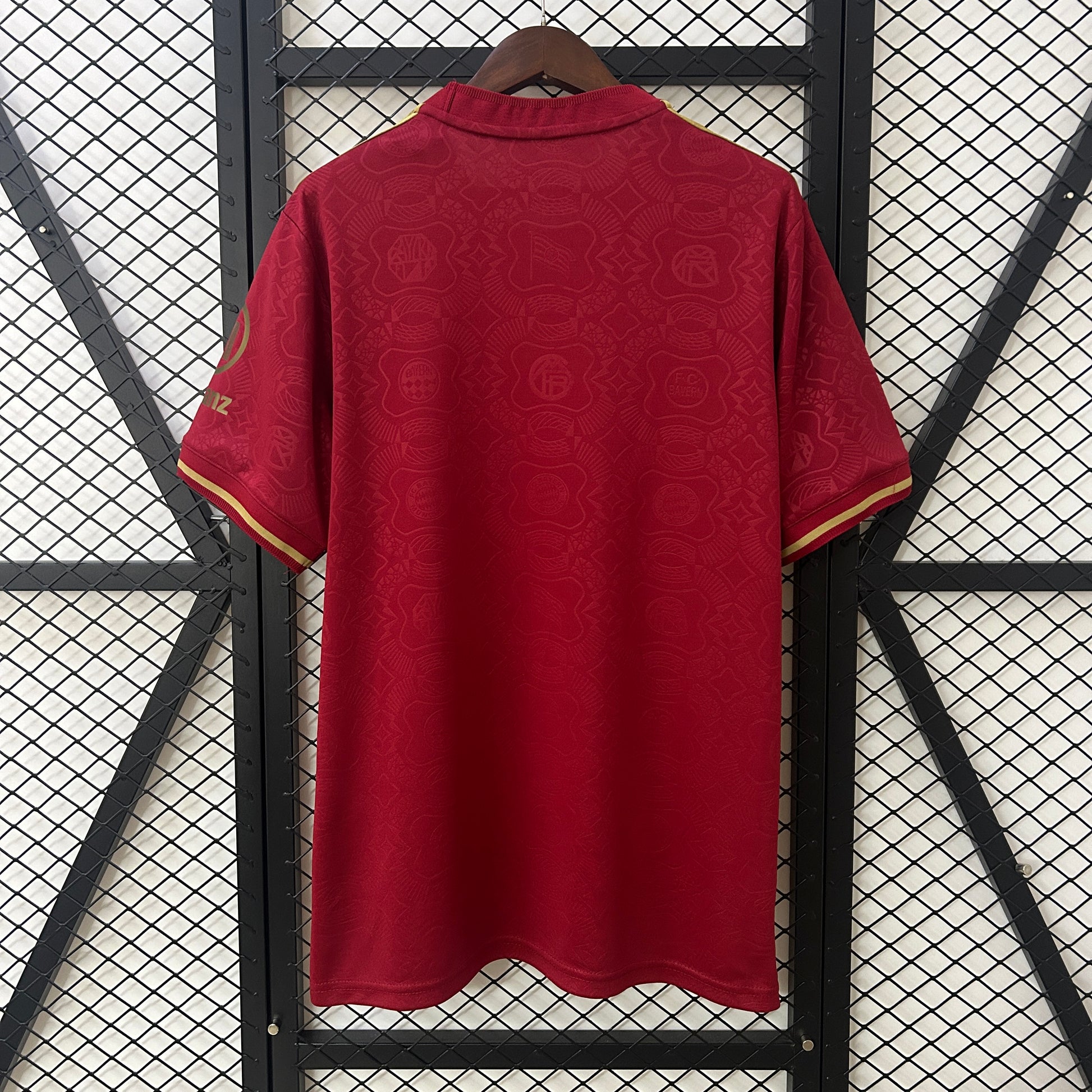 Bayern Monaco’s 125 years Red Edition Jersey - Classic XI