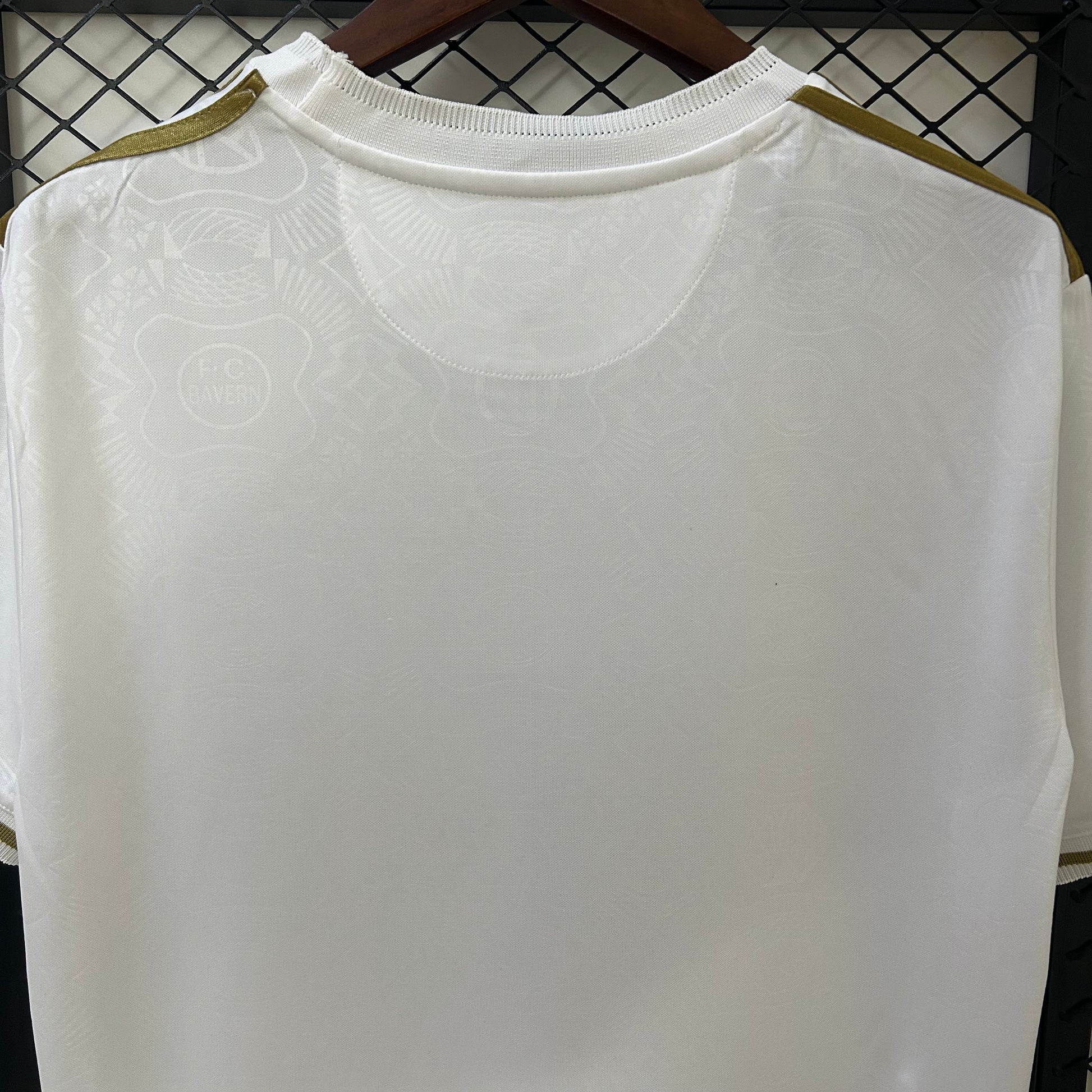 Bayern Monaco’s 125 years White Edition Jersey - Classic XI