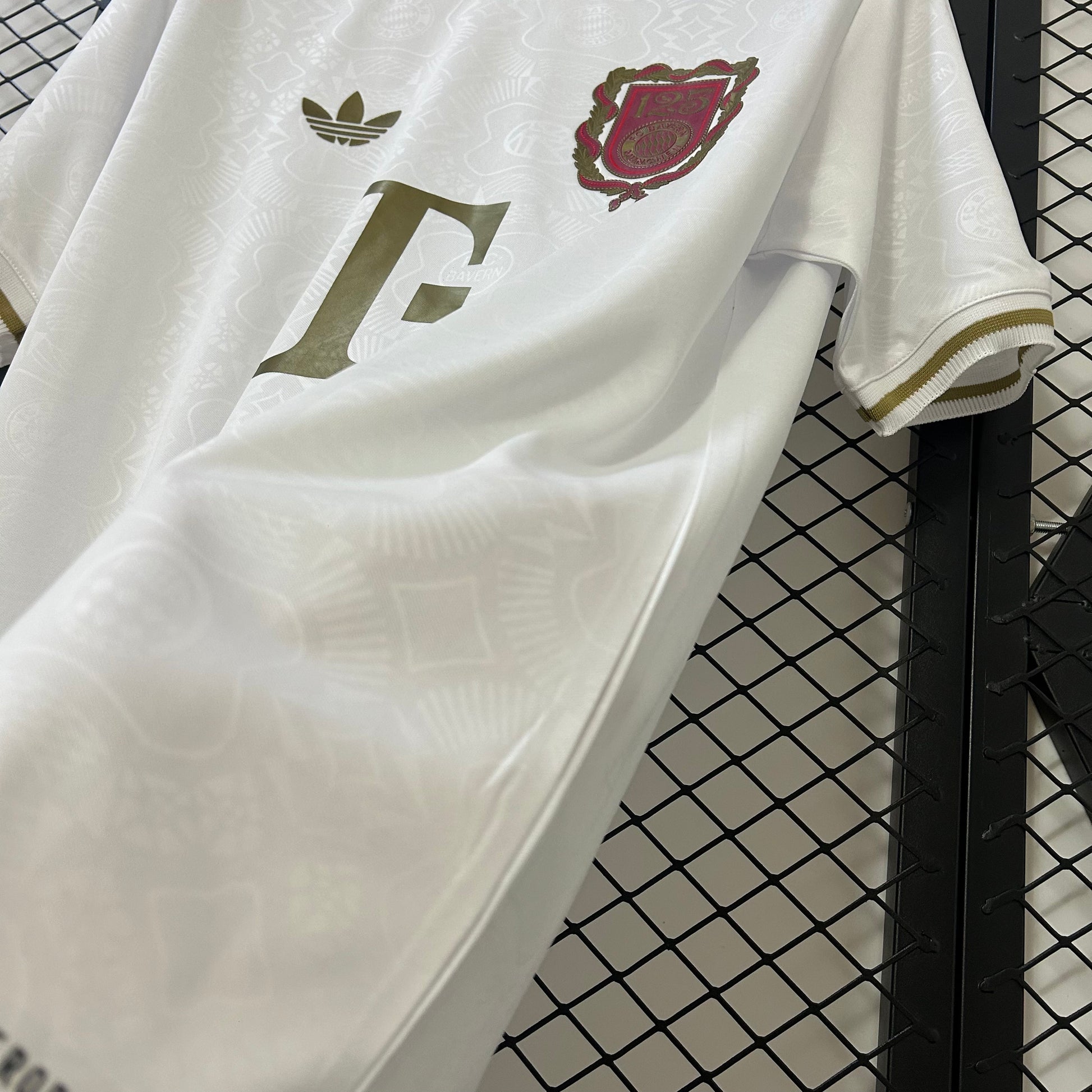 Bayern Monaco’s 125 years White Edition Jersey - Classic XI