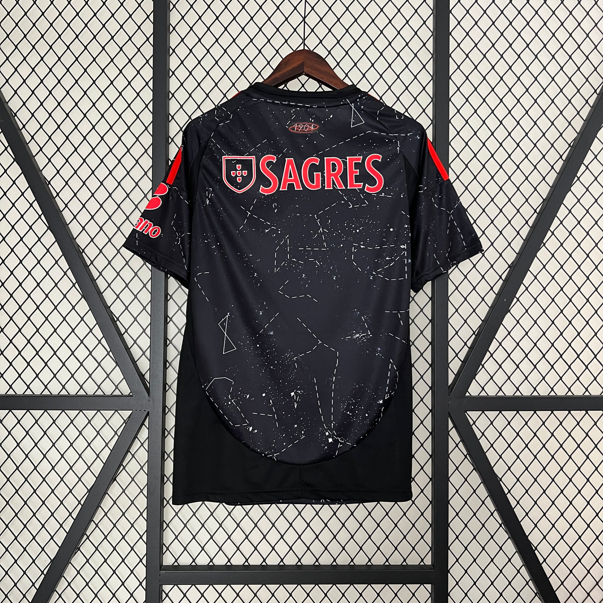 Benfica’s Away Jersey 24/25 - Classic XI