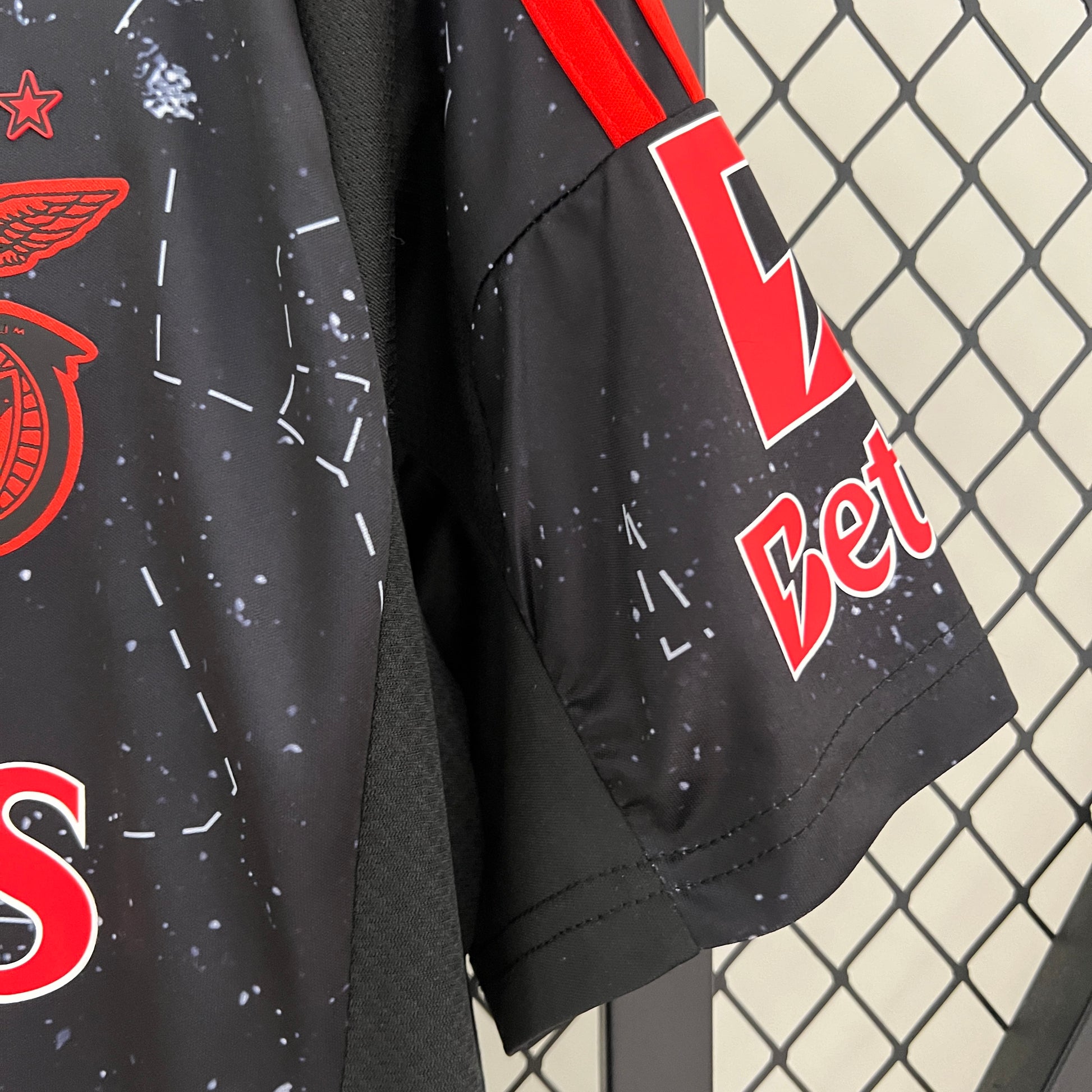 Benfica’s Away Jersey 24/25 - Classic XI
