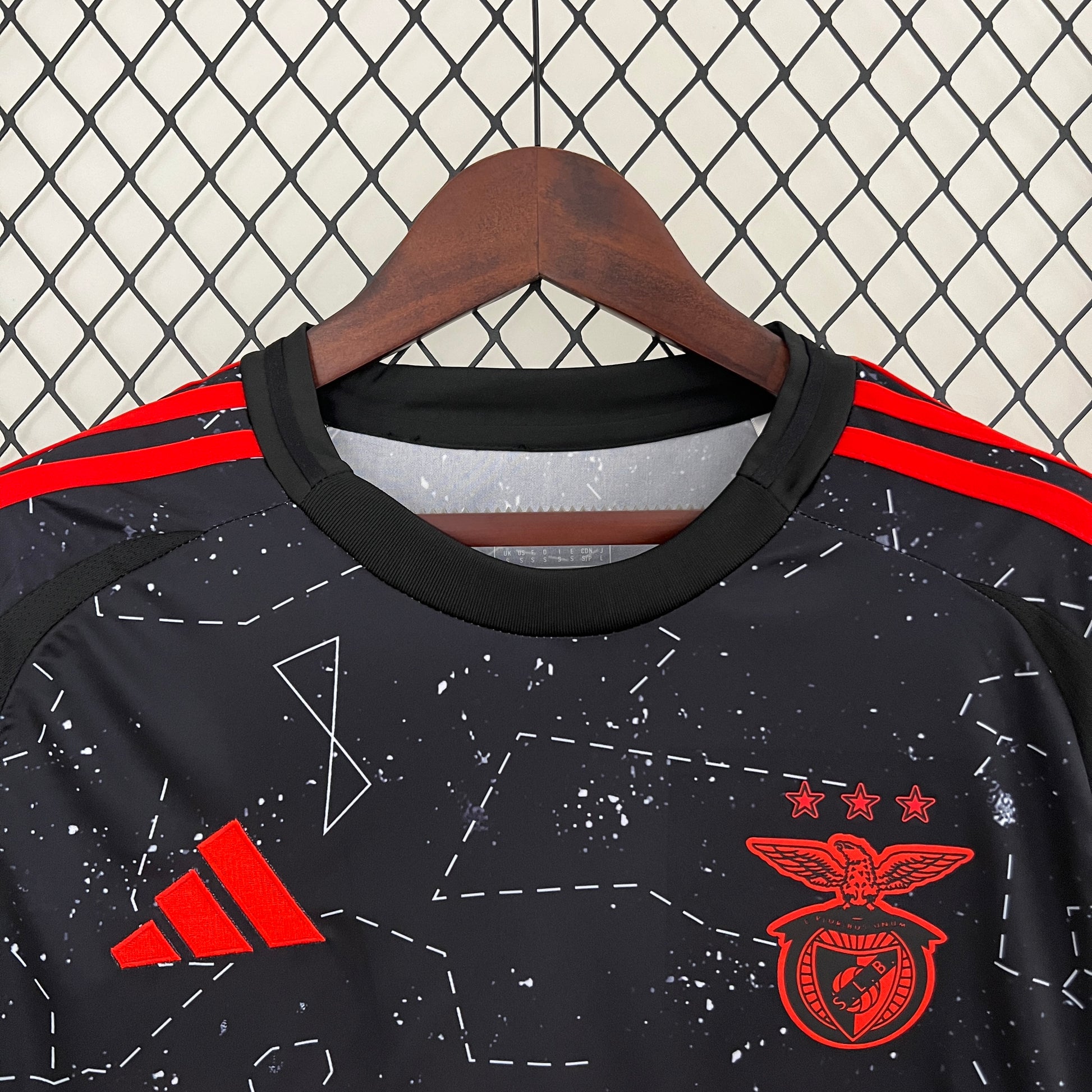 Benfica’s Away Jersey 24/25 - Classic XI
