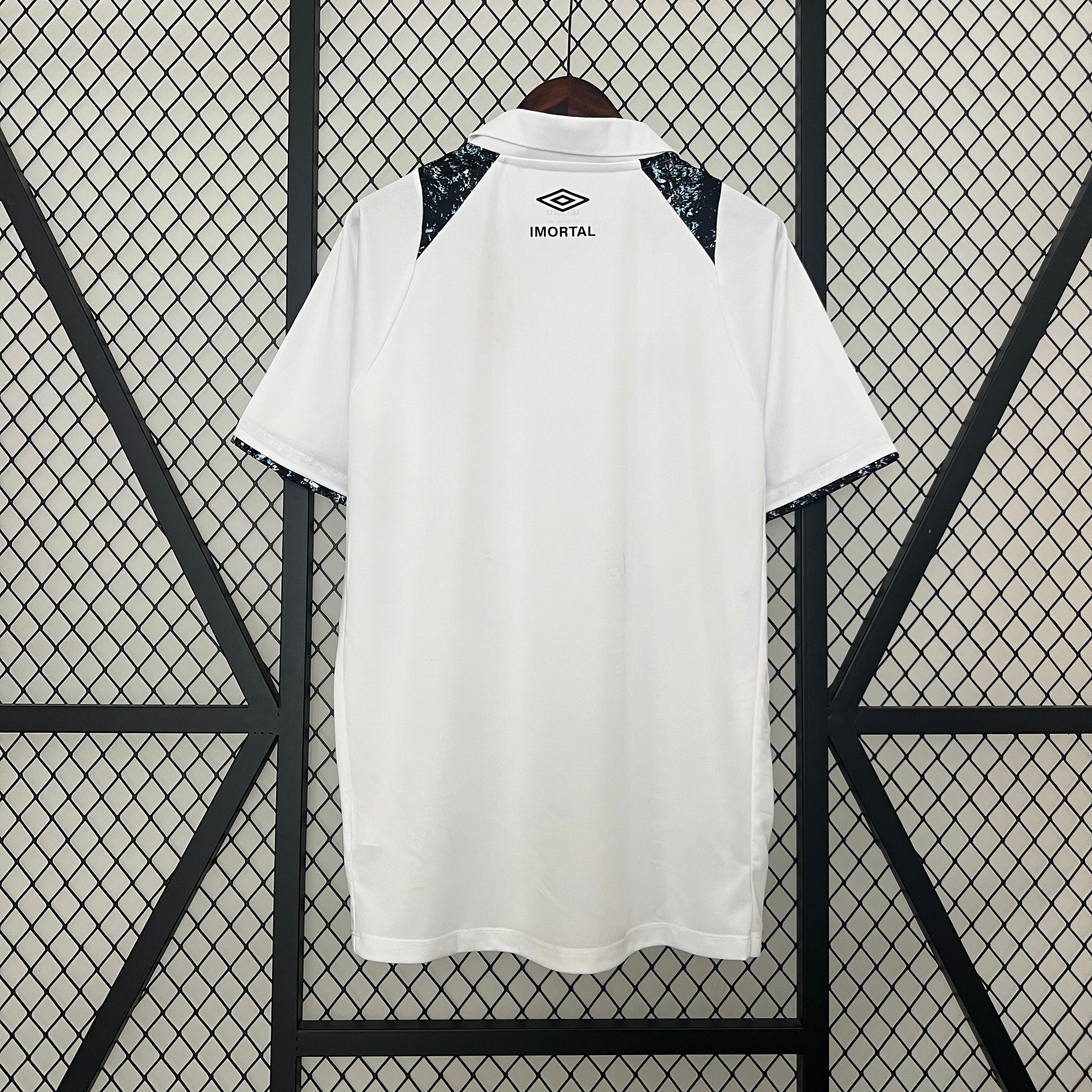 Gremio’s Away Jersey 24/25 - Classic XI