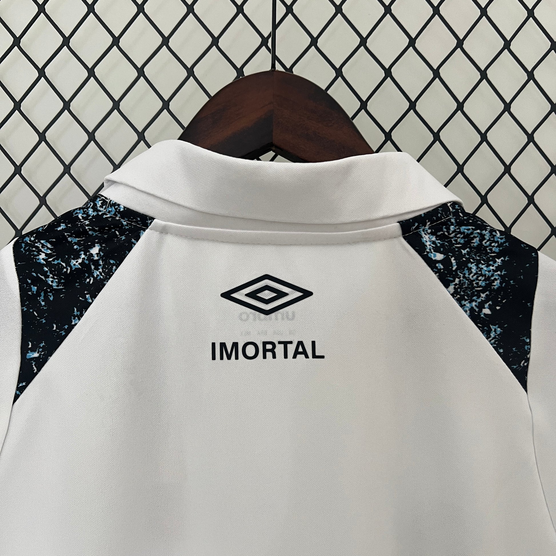 Gremio’s Away Jersey 24/25 - Classic XI
