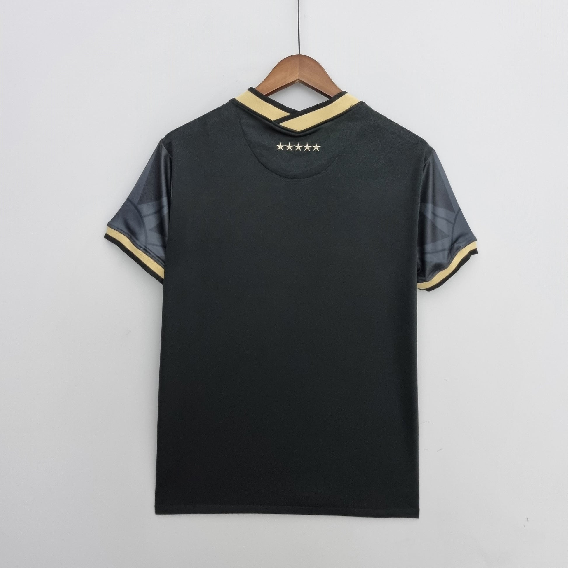 Brasil’s Black & Gold Jersey - Classic XI