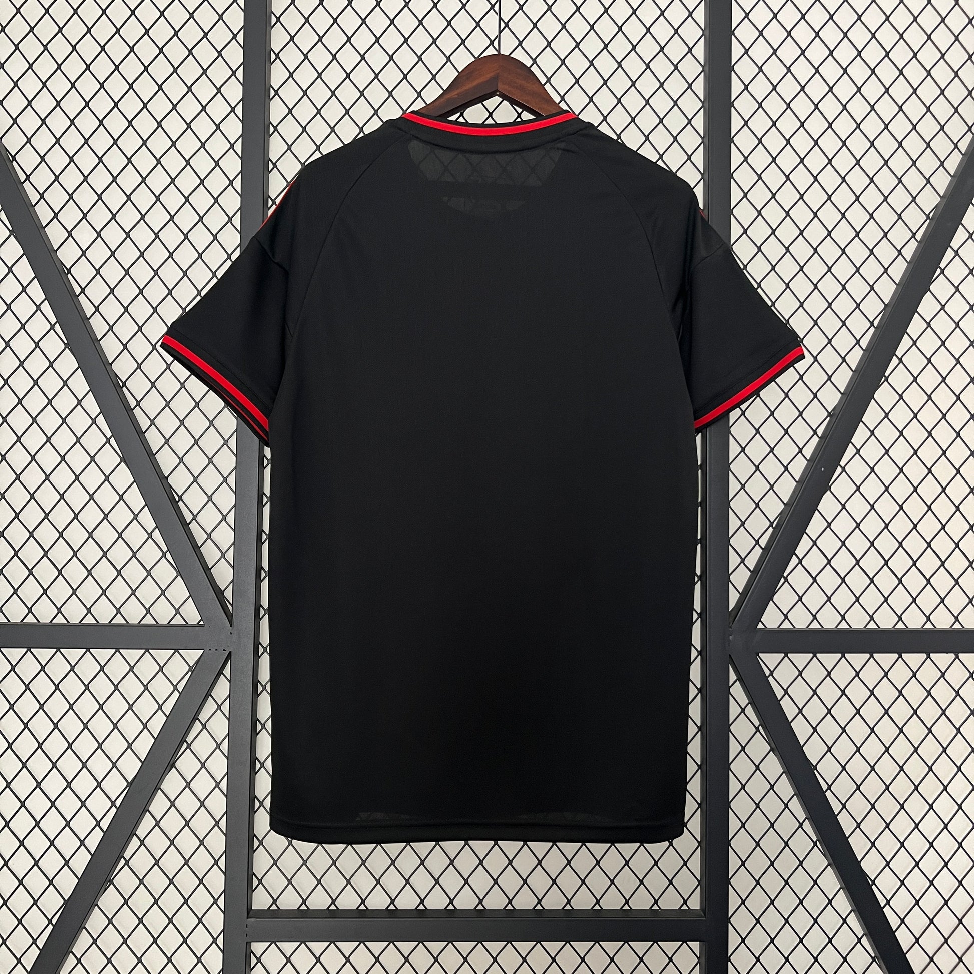 Japan’s Special Edition Jersey “Red Wave” - Classic XI