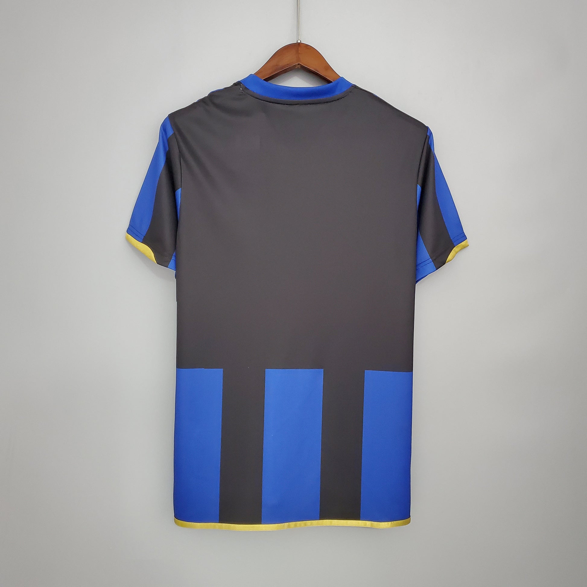 Inter’s Home Jersey 08/09 - Classic XI