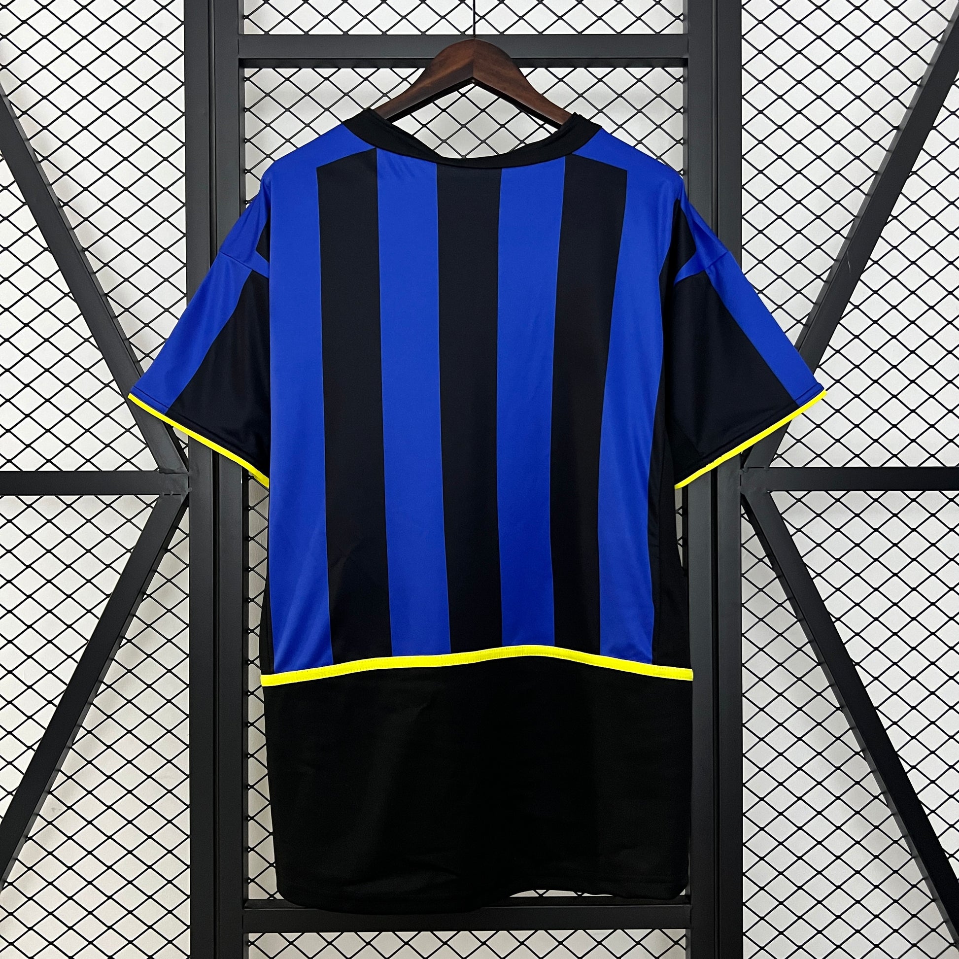 Inter’s Home Jersey 02/03 - Classic XI