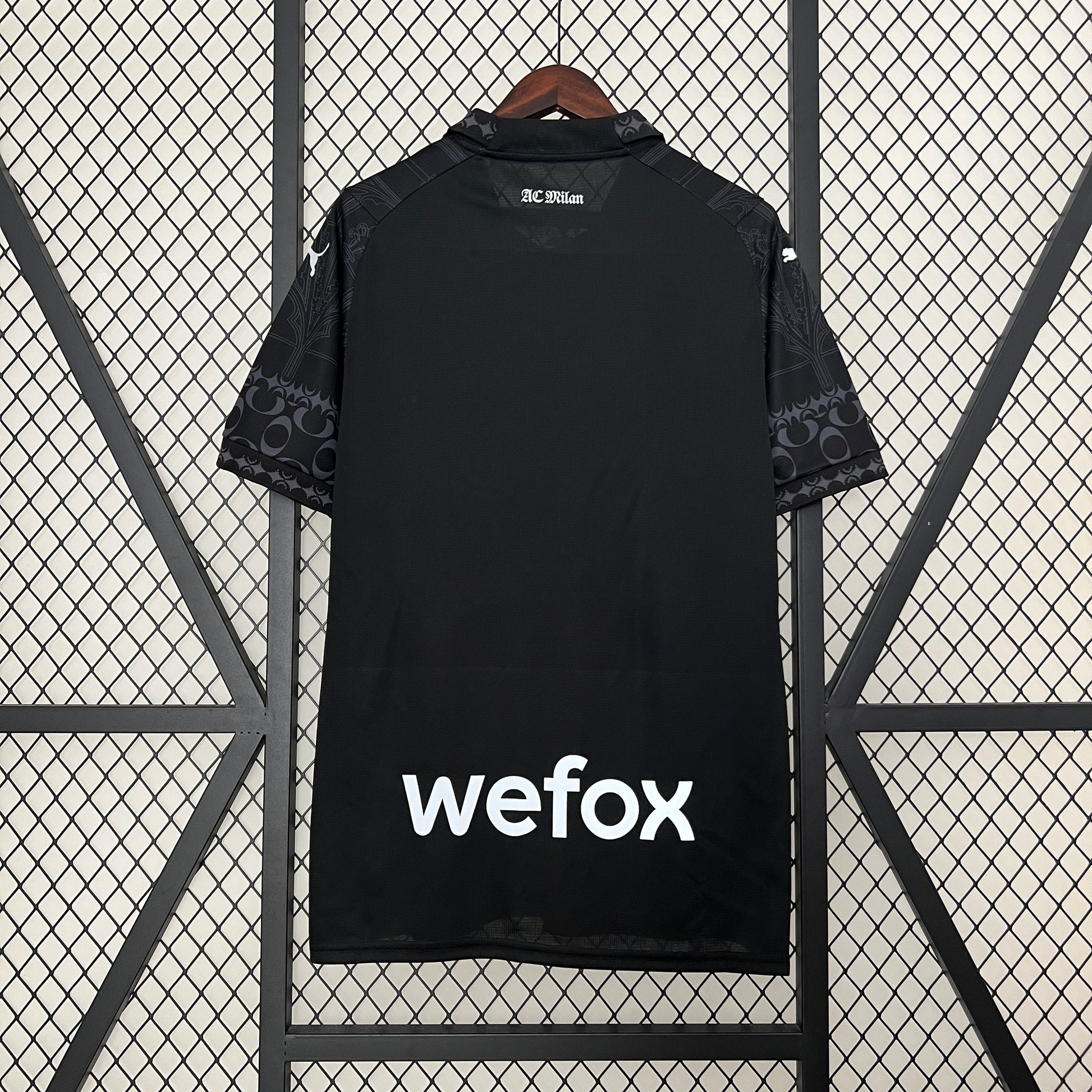 Milan’s Black Edition Jersey - Classic XI