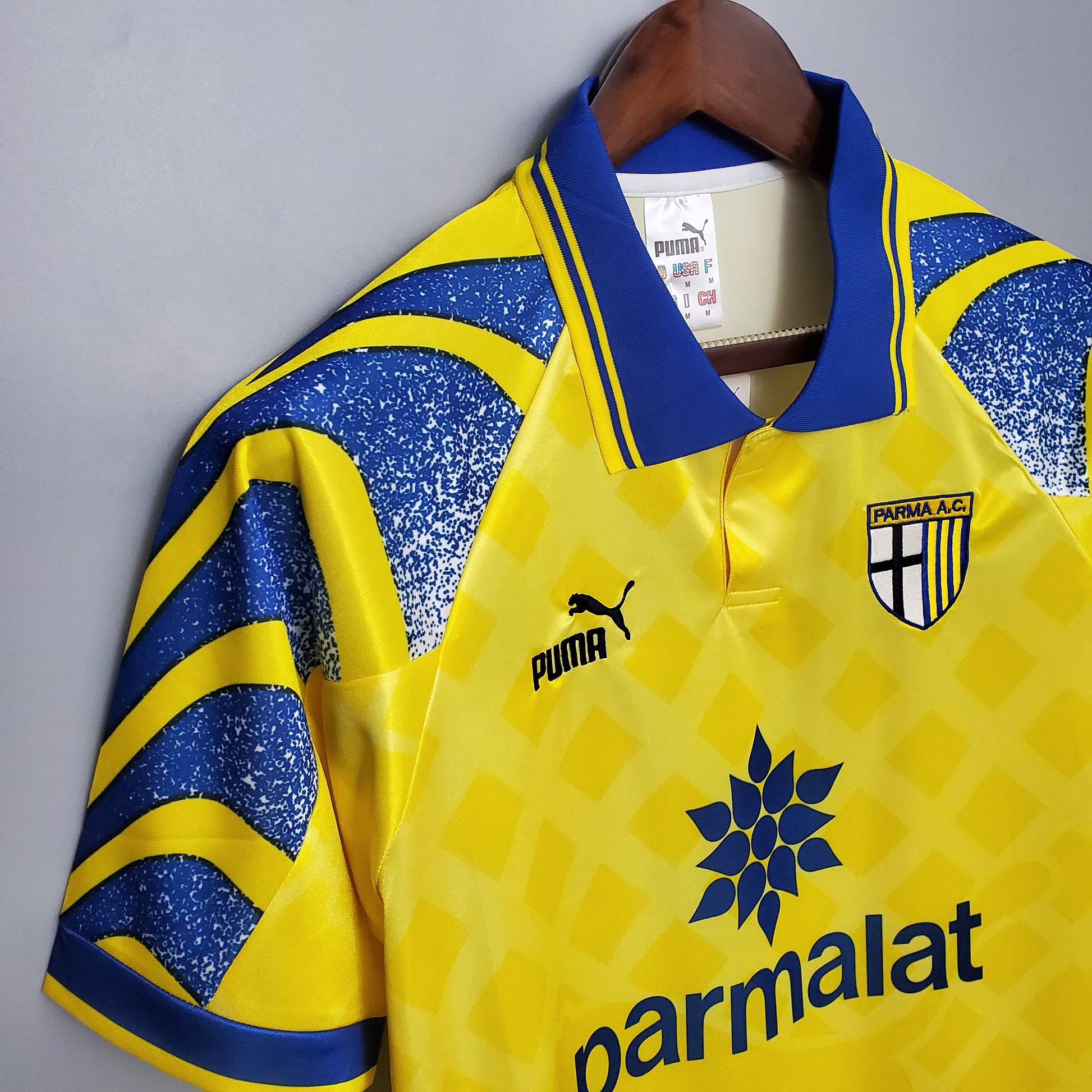 Parma’s Away Jersey 95/96 - Classic XI