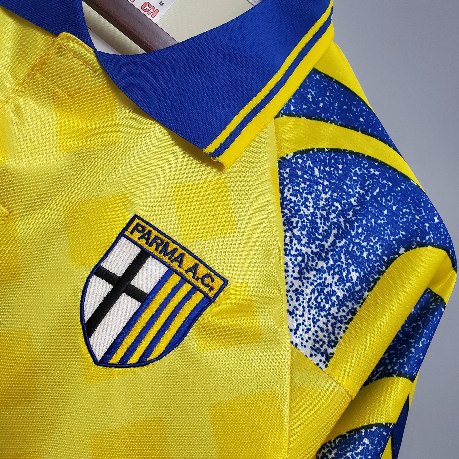 Parma’s Away Jersey 95/96 - Classic XI
