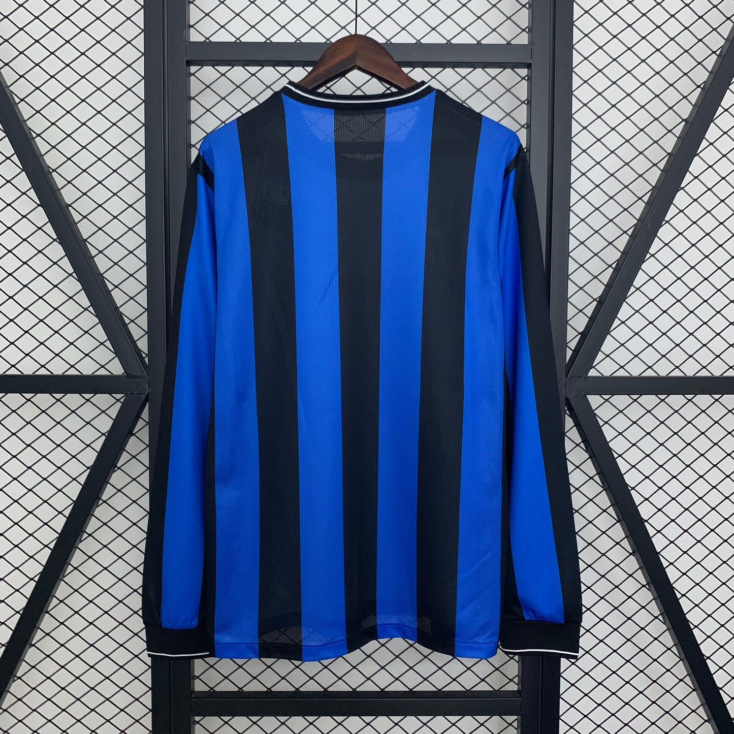 Inter’s Home Jersey 09/10 (Champions League Final) - Classic XI