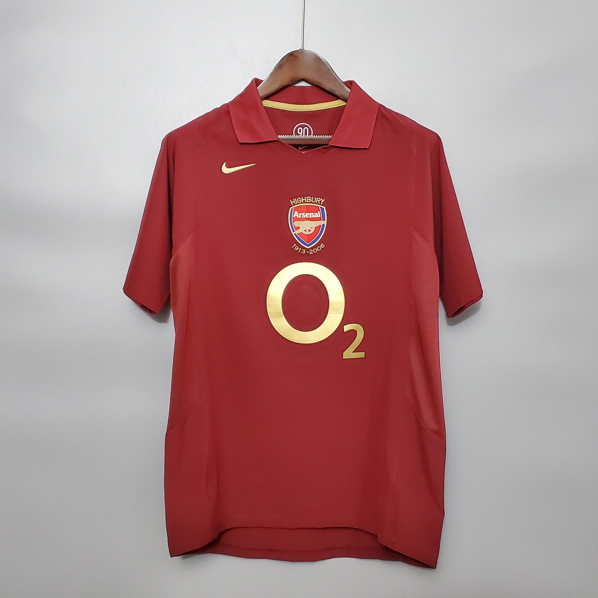 Arsenal’s Home Jersey 05/06 (short sleeves) - Classic XI