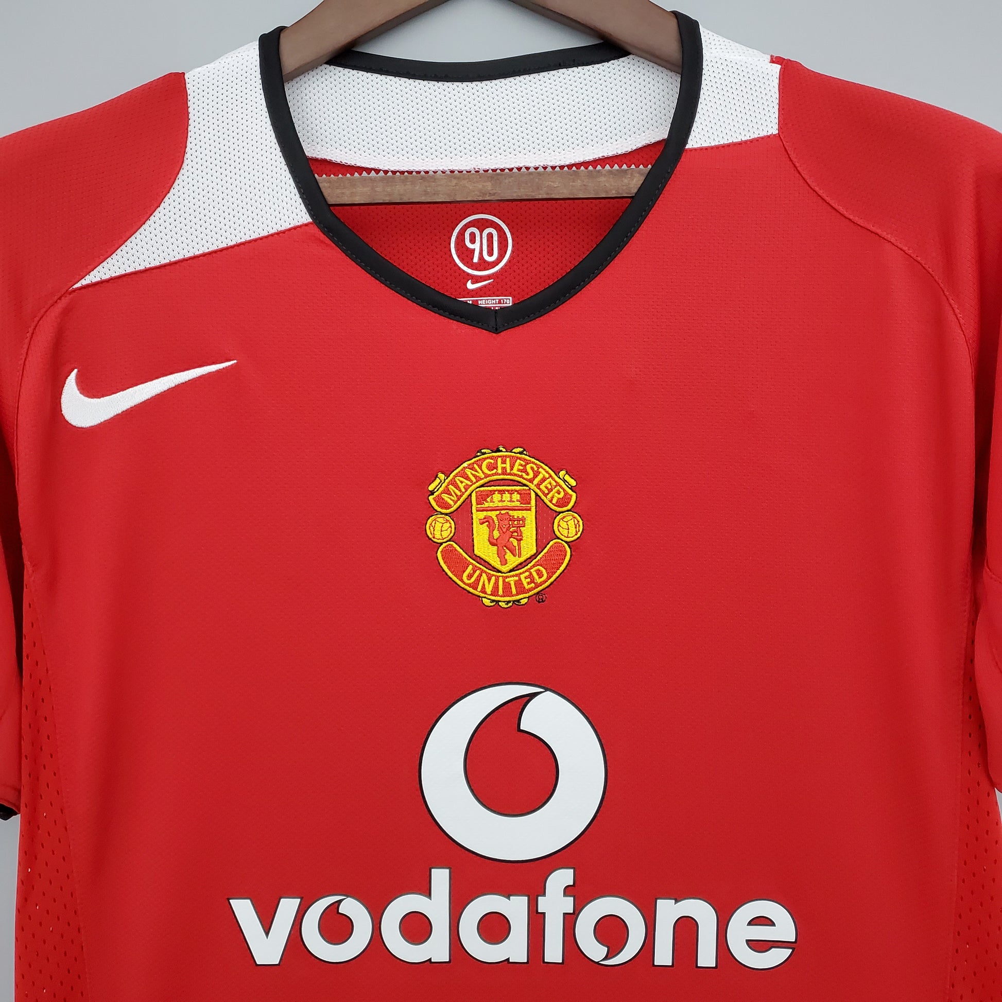 Manchester United’s Home Jersey 04/05 (short sleeves) - Classic XI