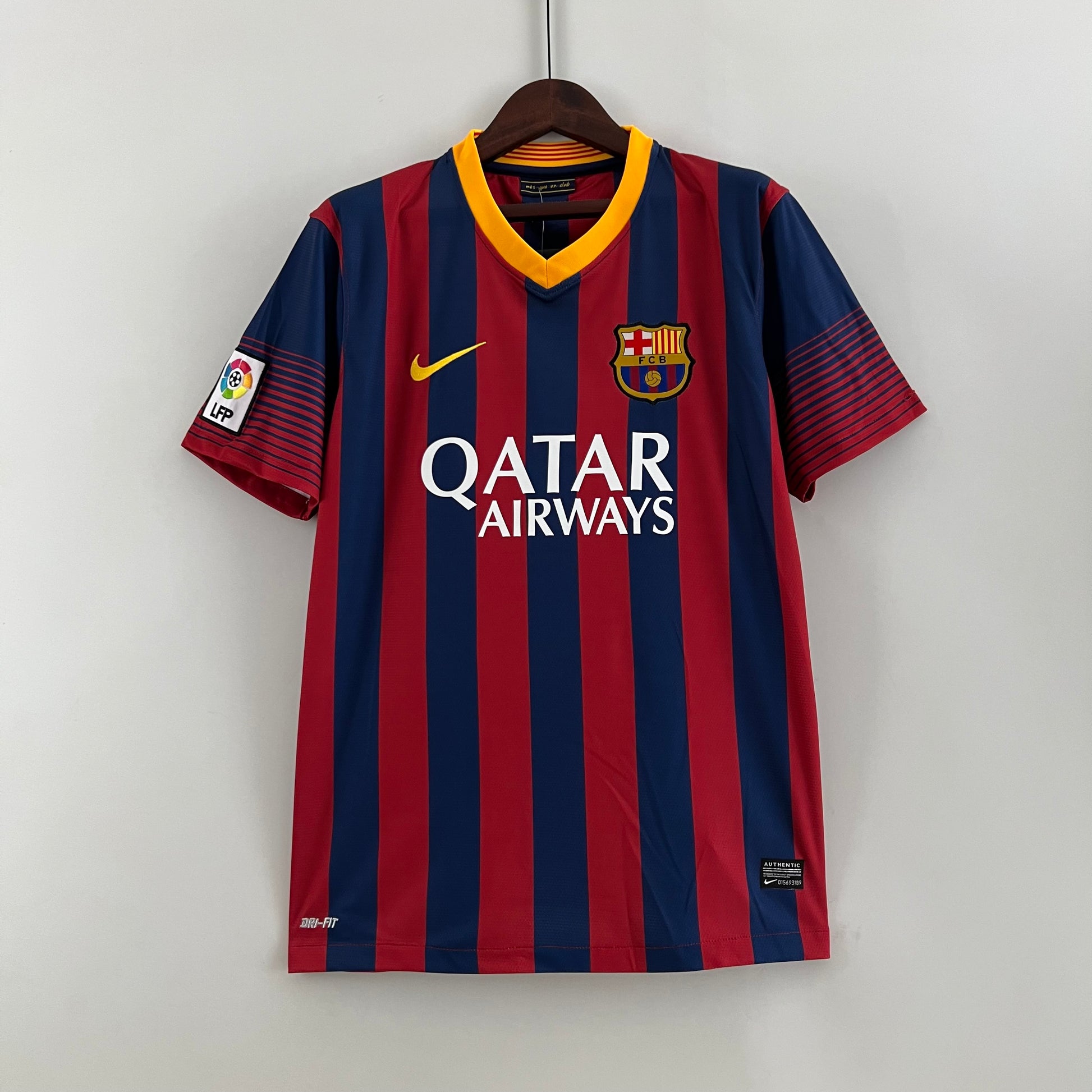 Barcellona’s Home Jersey 13/14 - Classic XI