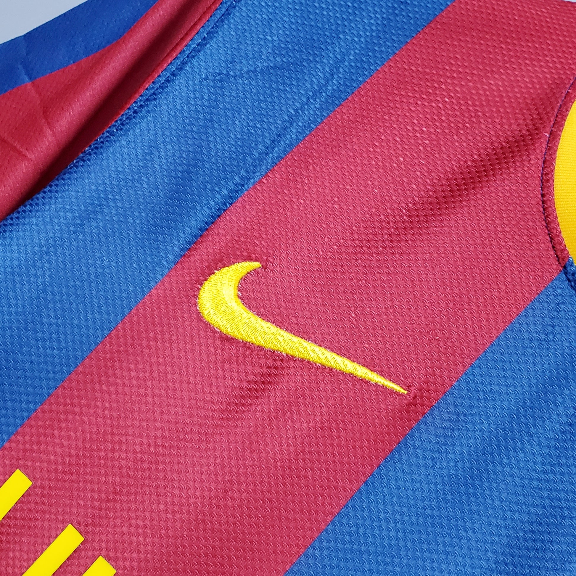 Barcellona’s Home Jersey 10/11 - Classic XI
