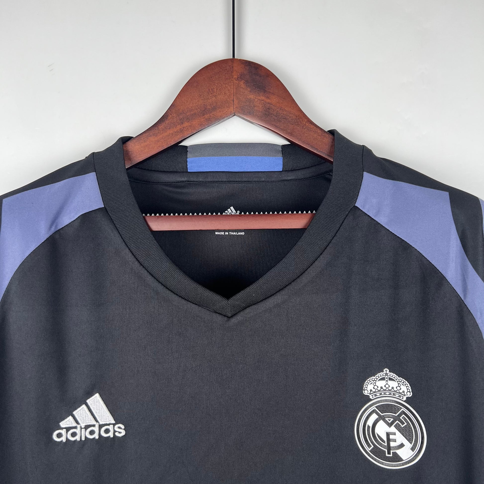 Real Madrid’s 3rd Jersey 16/17 - Classic XI