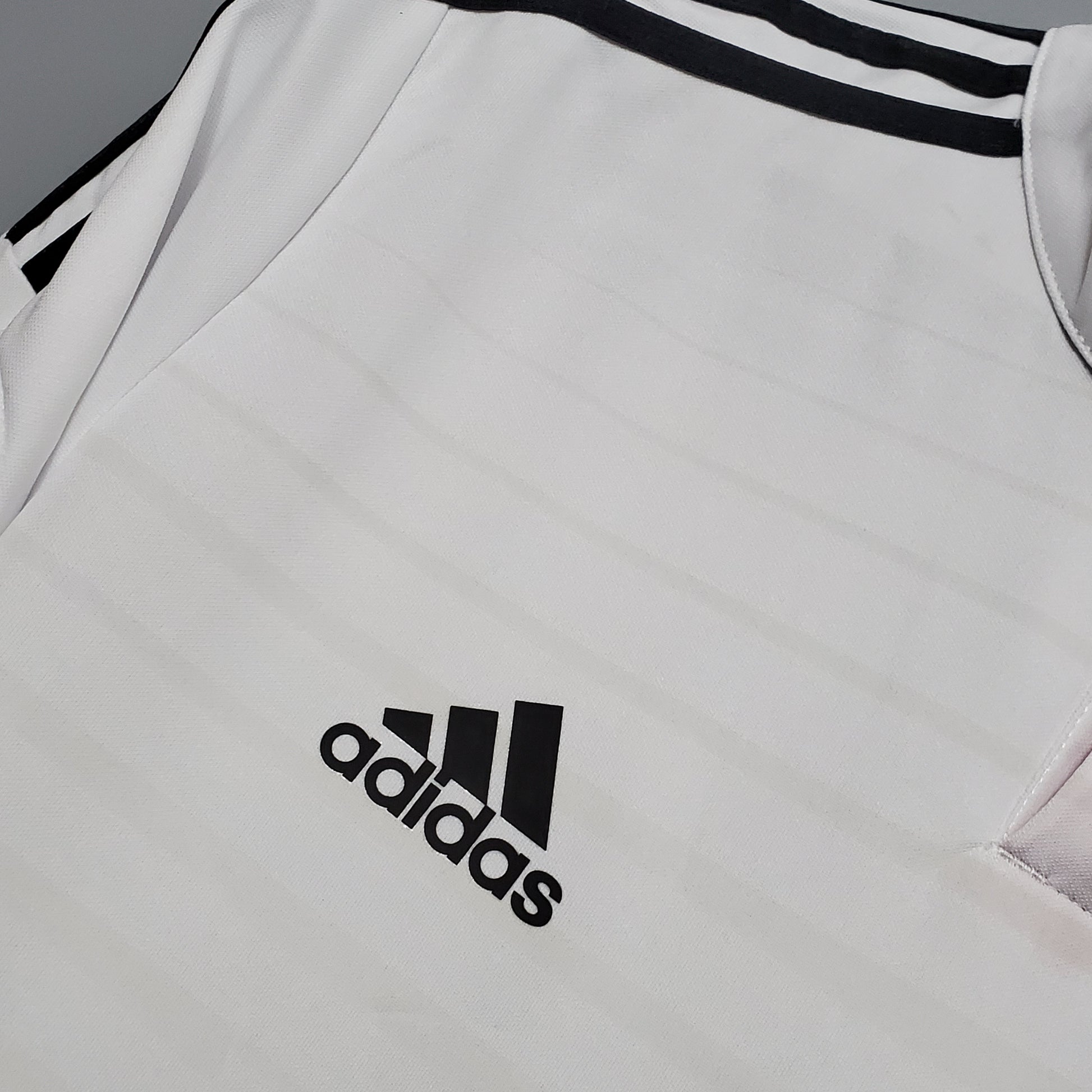 Real Madrid’s Away Jersey 11/12 (Long Sleeves) - Classic XI