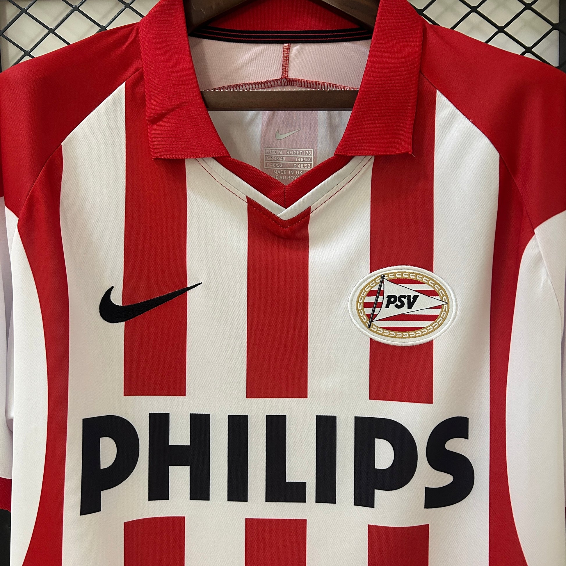 PSV Eindhoven’s Home Jersey 00/01 - Classic XI