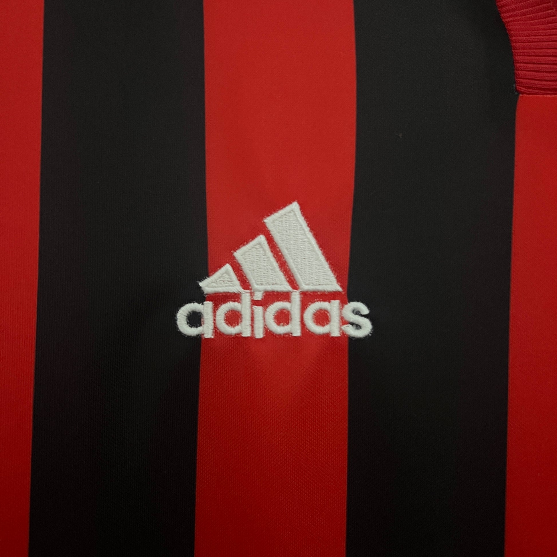 Bayer Leverkusen’s Home Jersey 01/02 - Classic XI