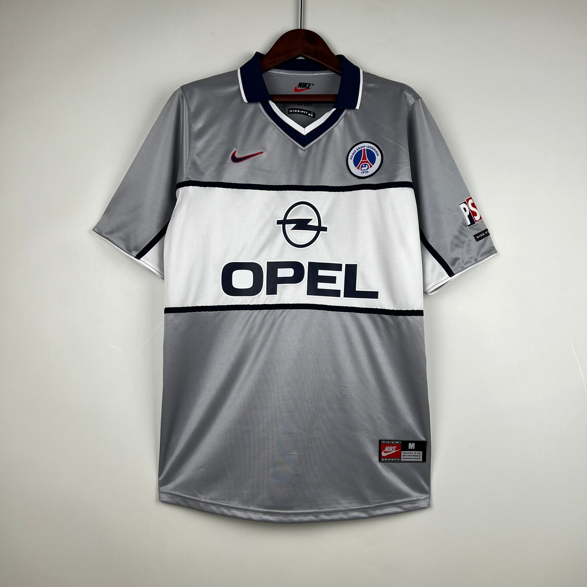 PSG’s Away Jersey 99/00 - Classic XI