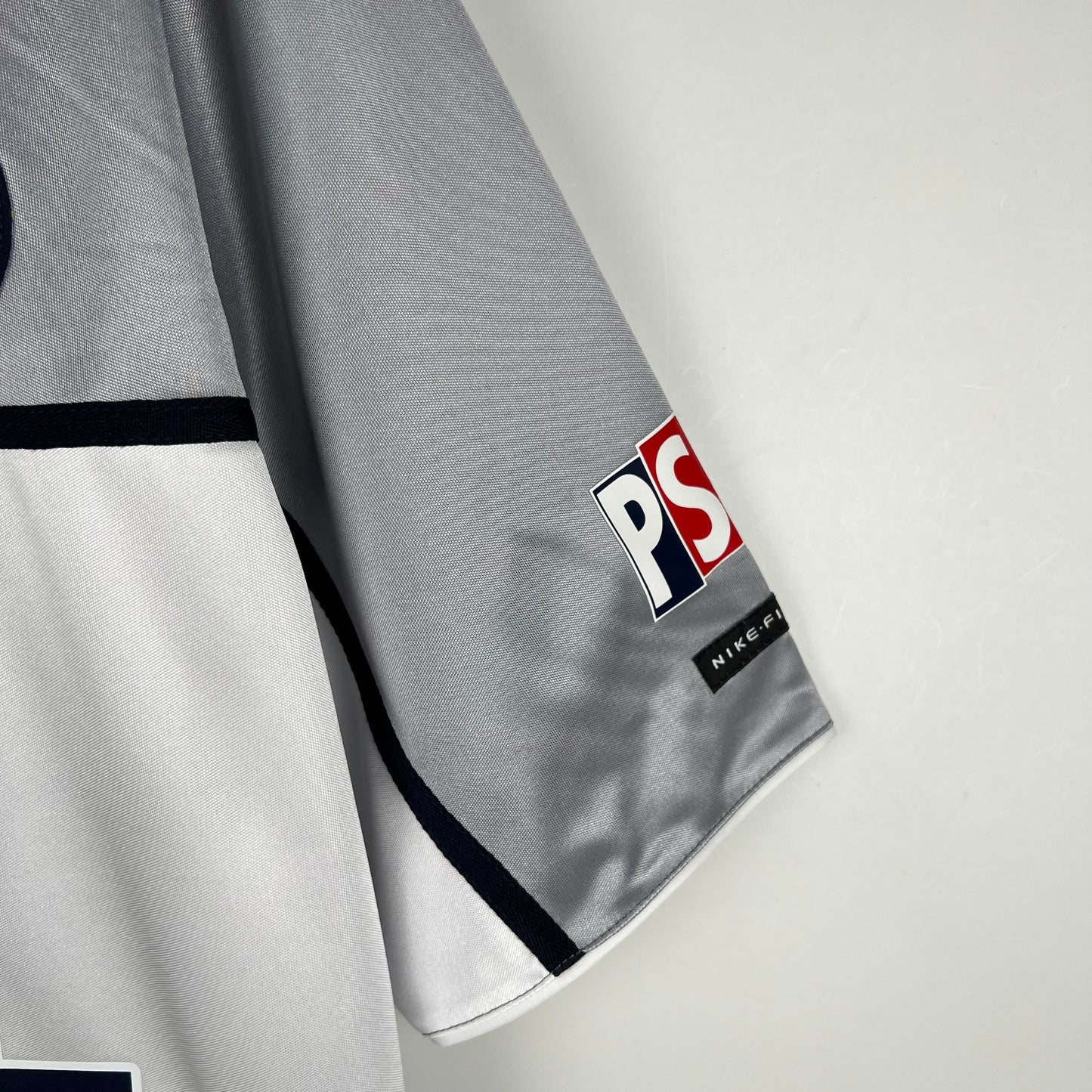 PSG’s Away Jersey 99/00 - Classic XI