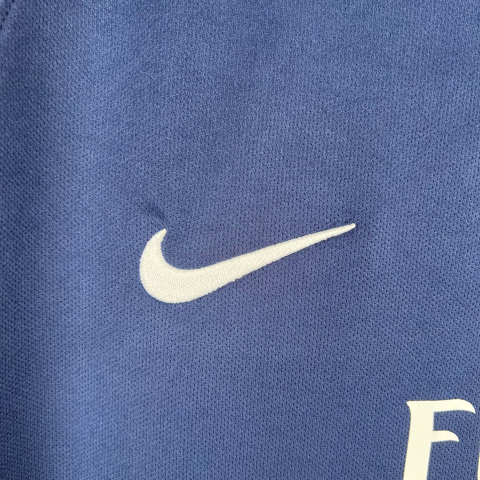 PSG’s Home Jersey 17/18 - Classic XI