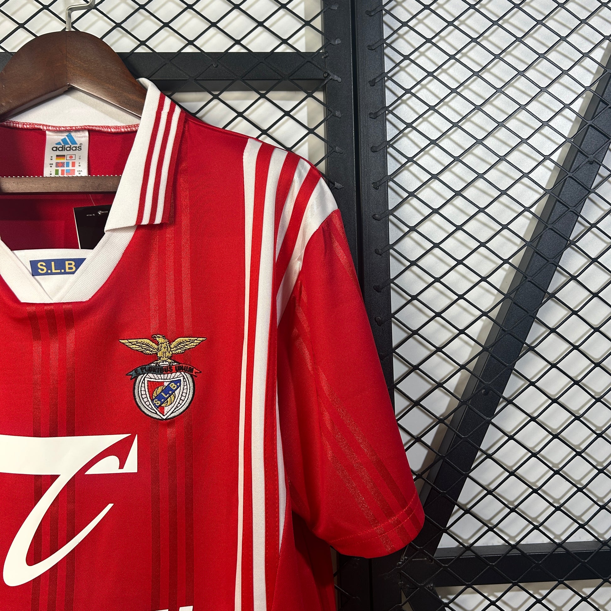 Benfica’s Home Jersey 97/98 - Classic XI