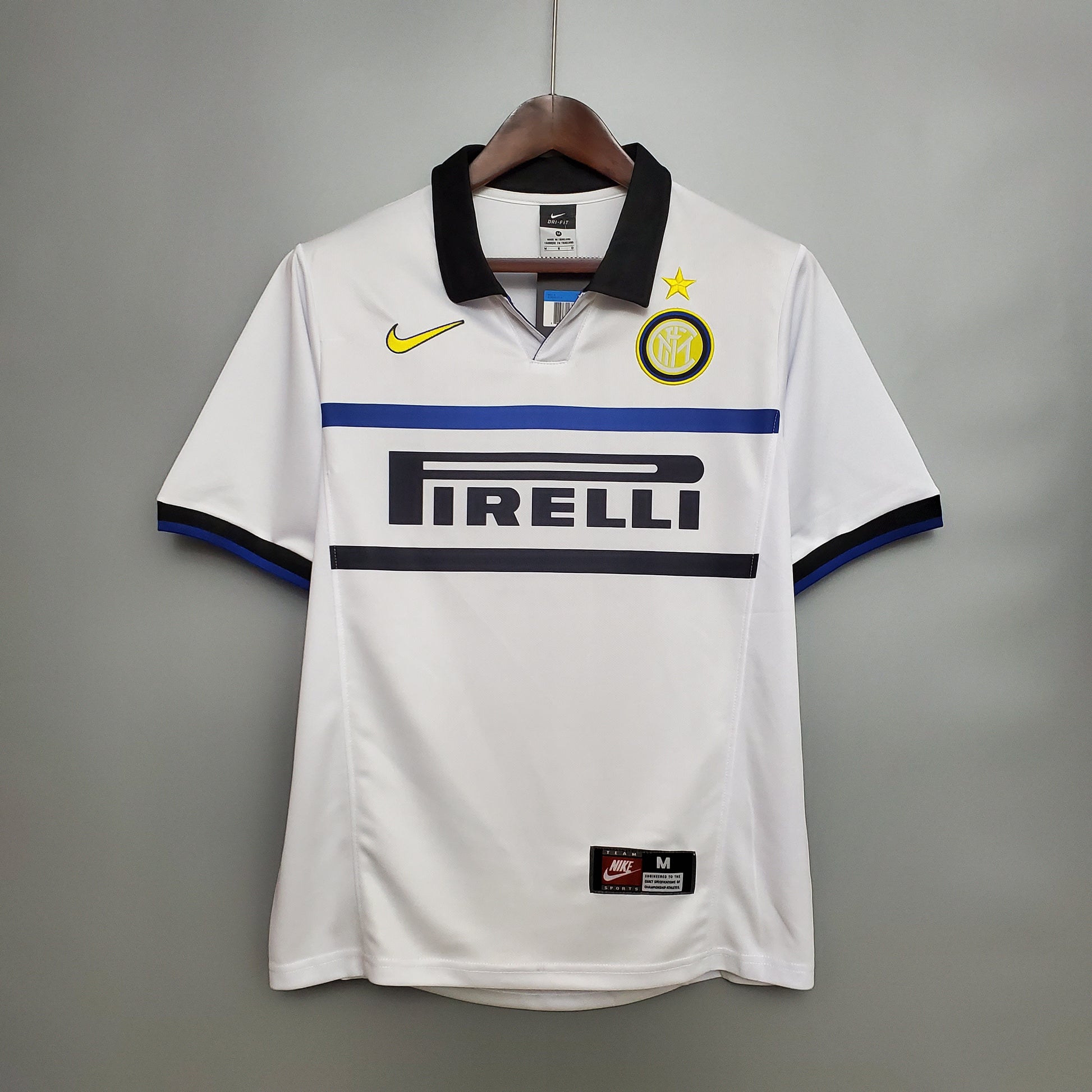 Inter’s Away Jersey 98/99 - Classic XI