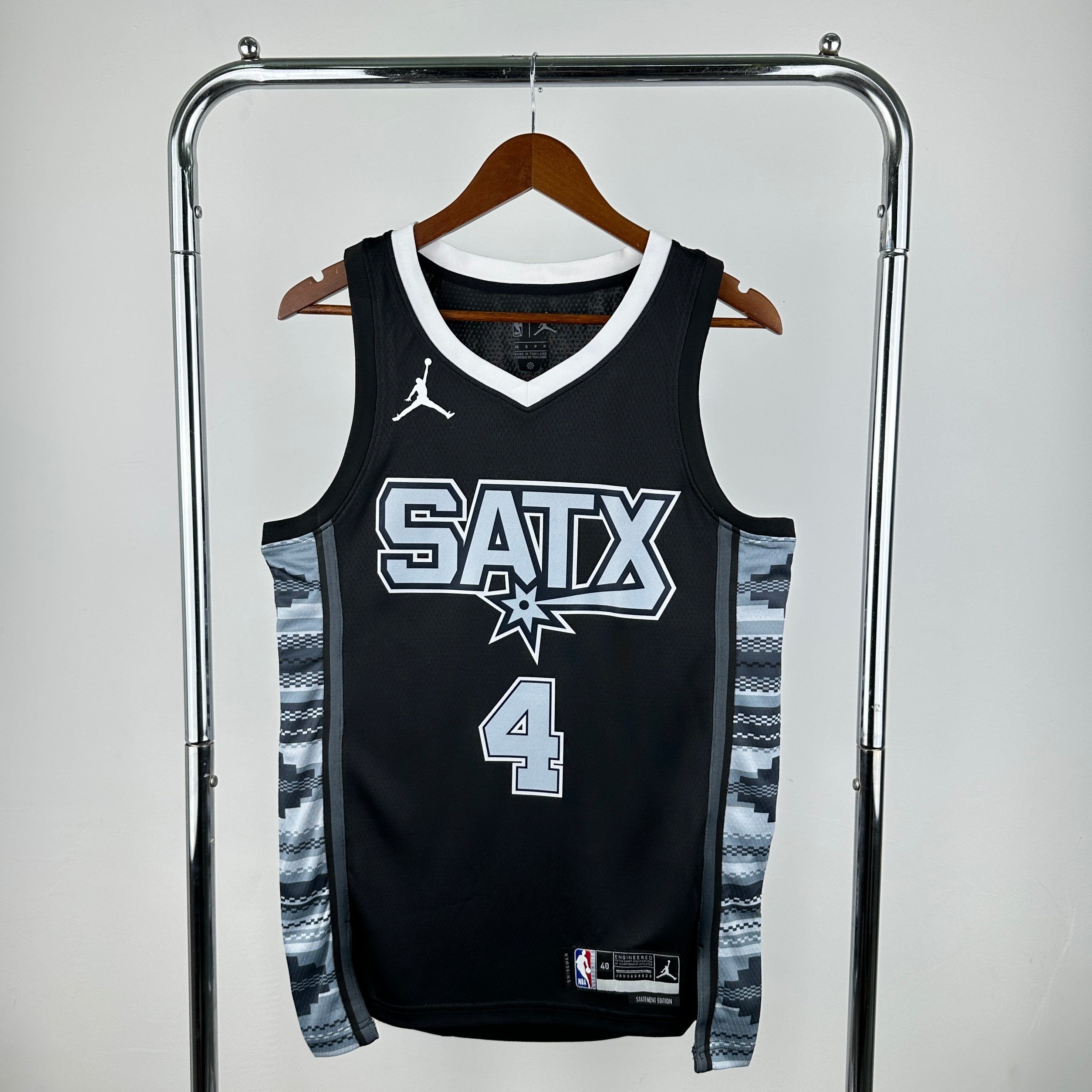 IMG-3893_ae2b248f-879c-495b-8117-255442999d81 Classic XI