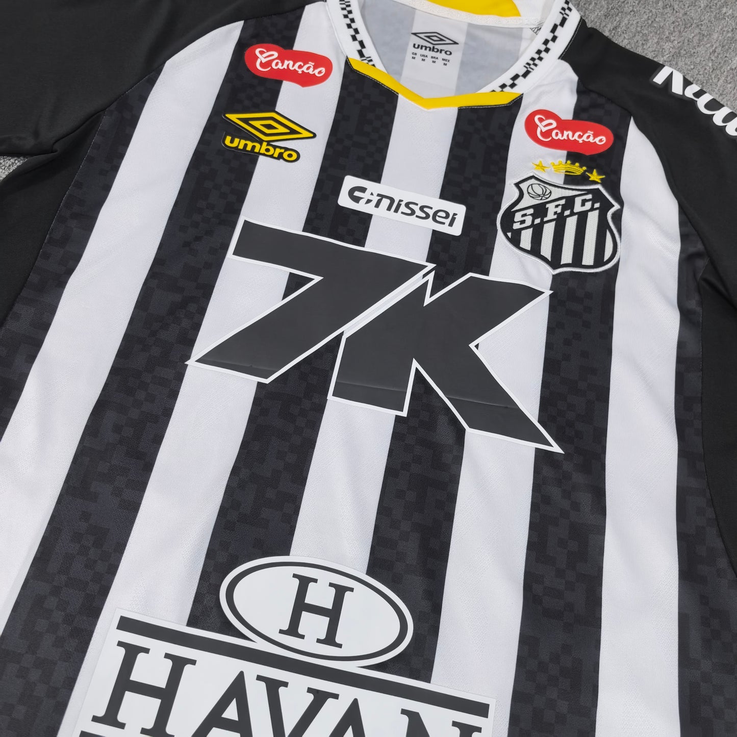 Santos’ Home Jersey 25/26 - Classic XI