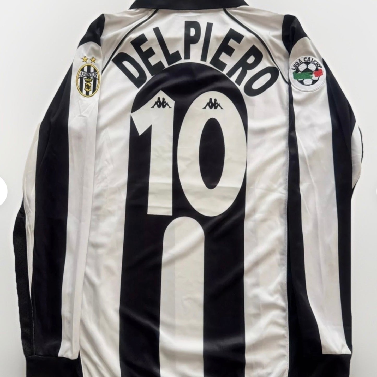 Juventus’ Home Jersey 1997/98 (long sleeves) | Classic XI
