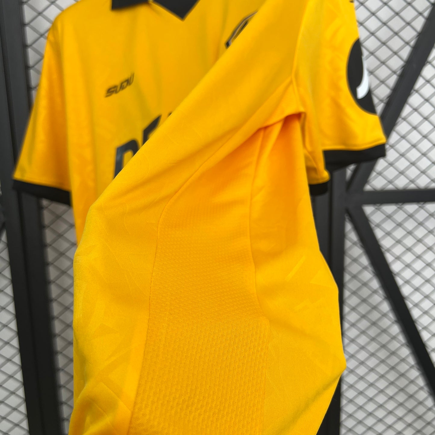 Wolverhampton’s Home Jersey 2025/26