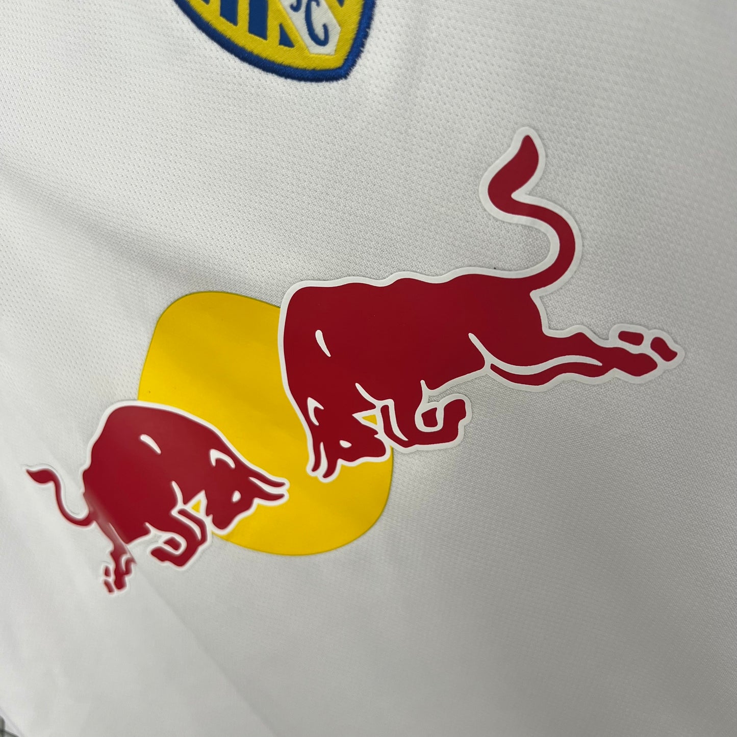 Leeds’ Away Jersey 2025/26