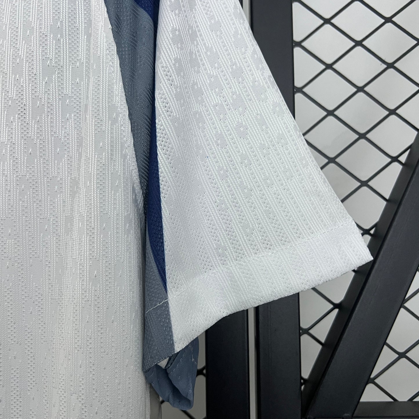 Tottenham Home Jersey 2025/26