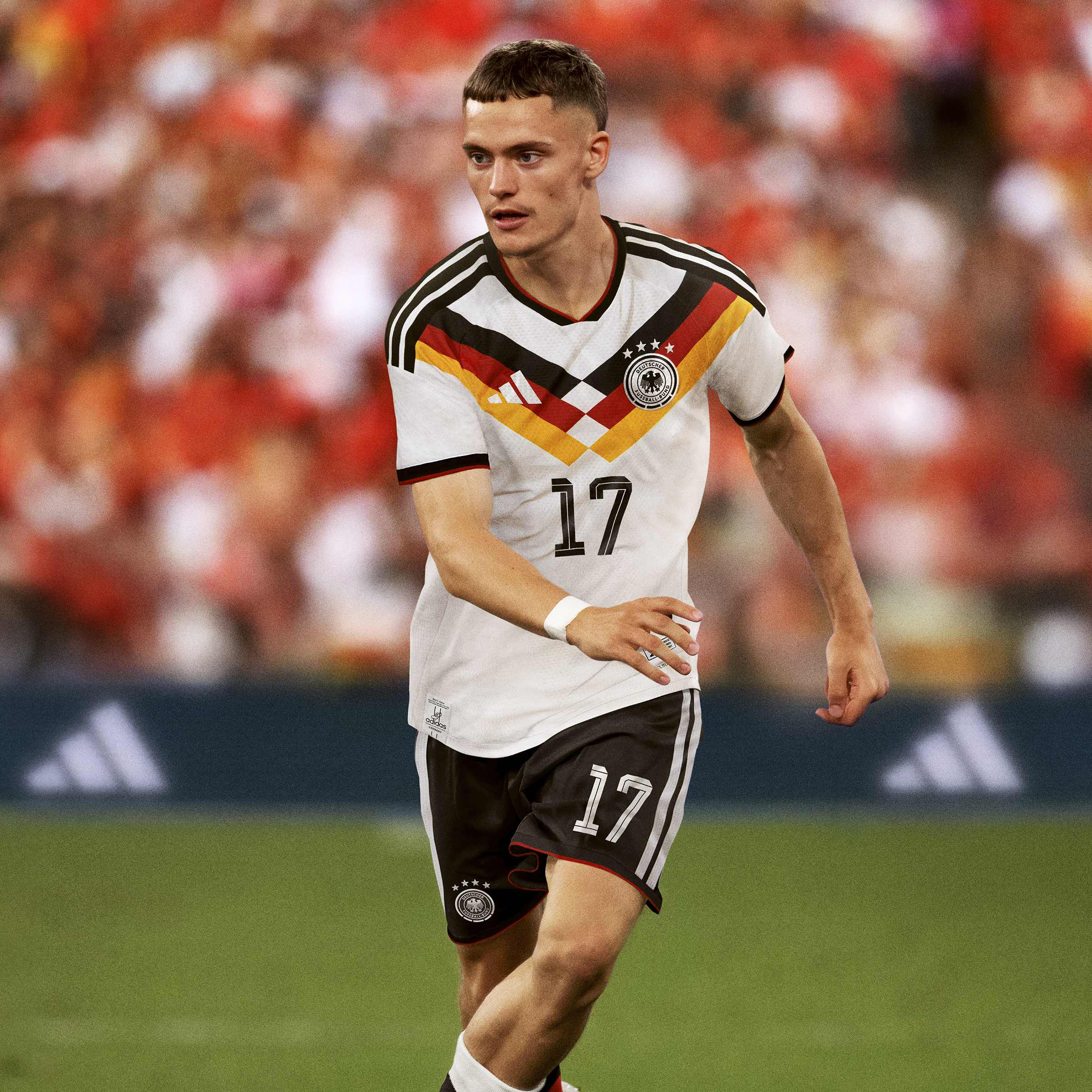 Giocatore che gioca con maglia germania mondial | Classic XI