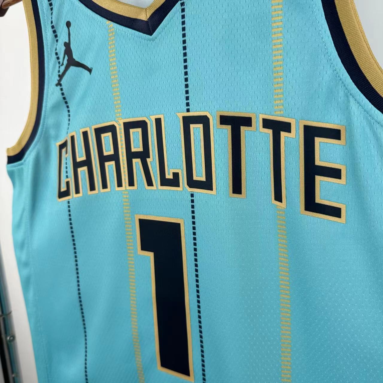 Charlotte Hornets Classic Edition