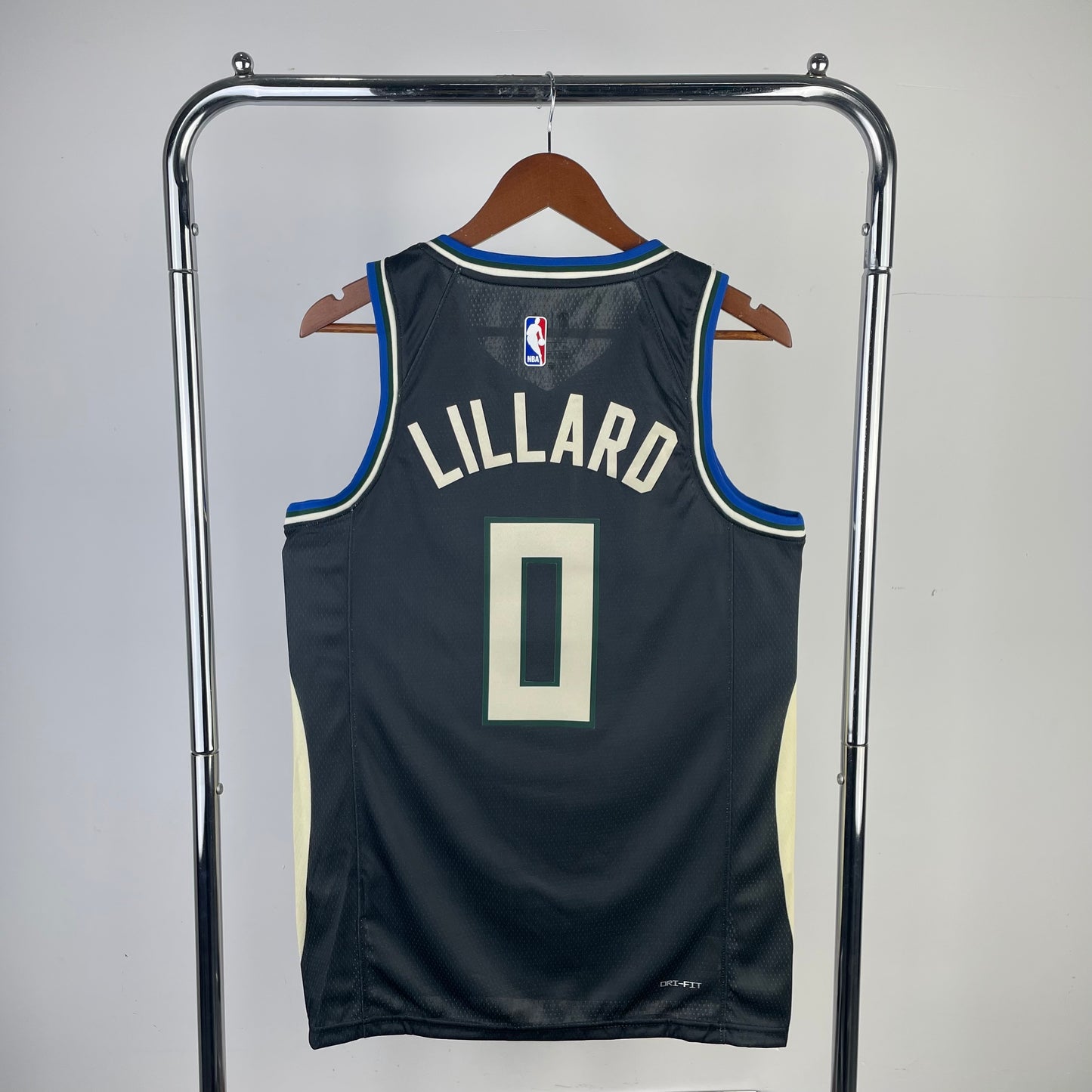 Milwaukee Bucks Jordan Statement Swingman