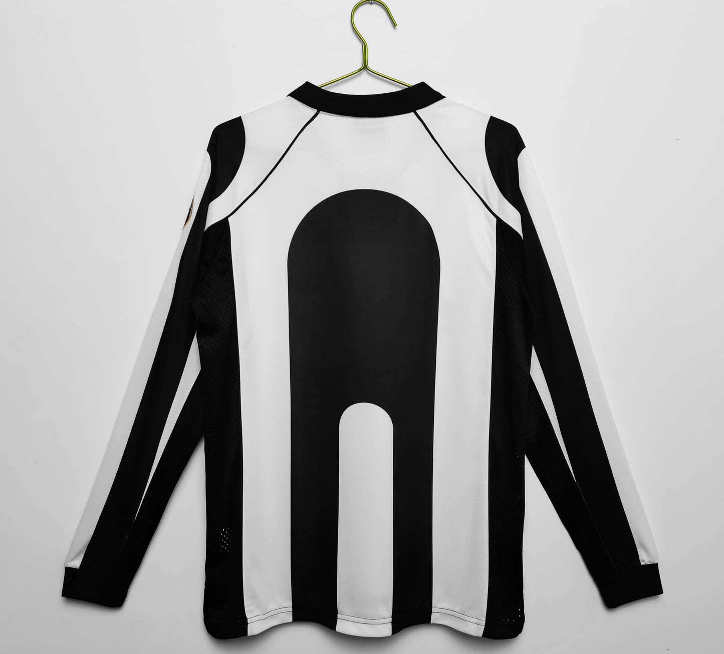 Juventus’ Home Jersey 1997/98 (long sleeves) | Classic XI