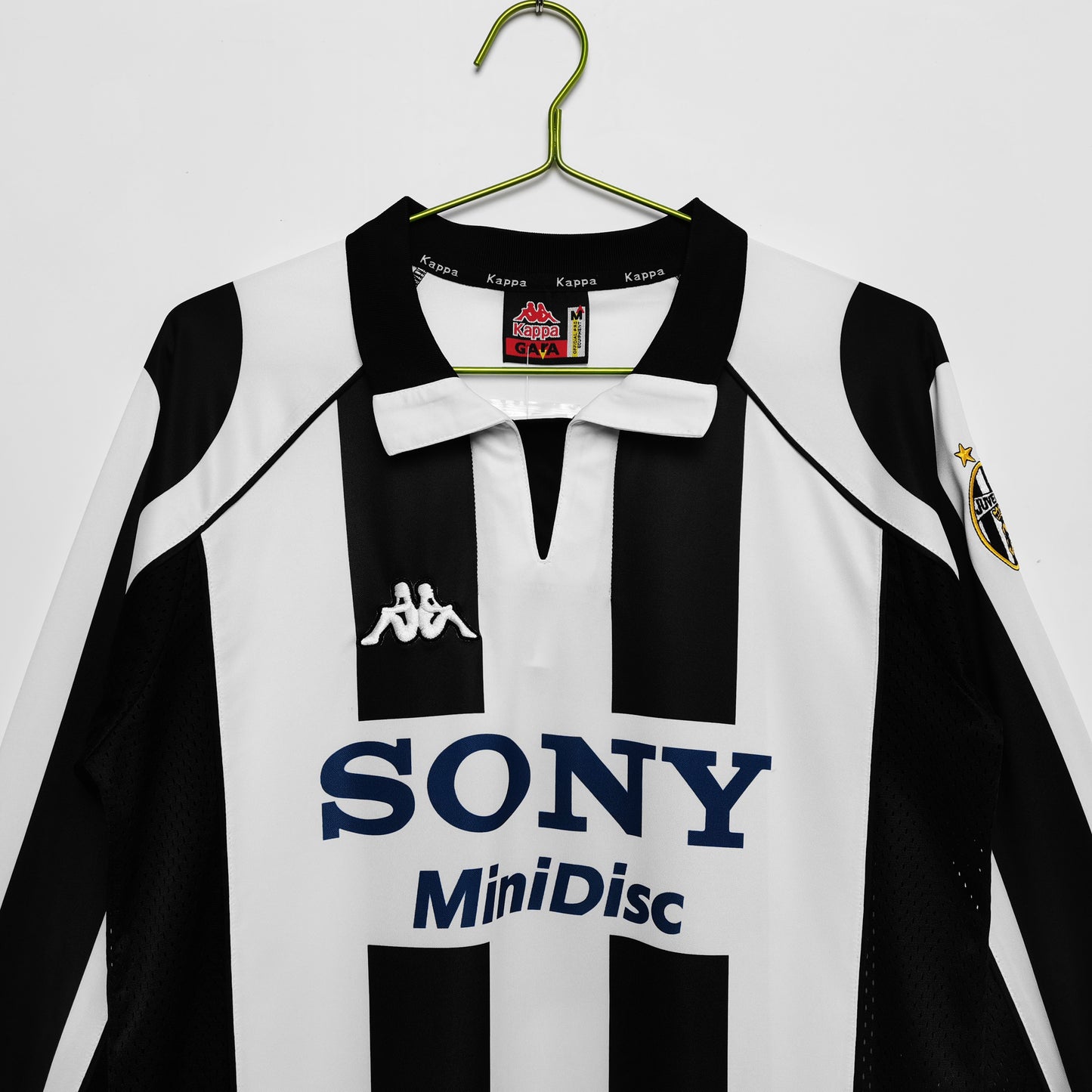 Juventus’ Home Jersey 1997/98 (long sleeves) | Classic XI