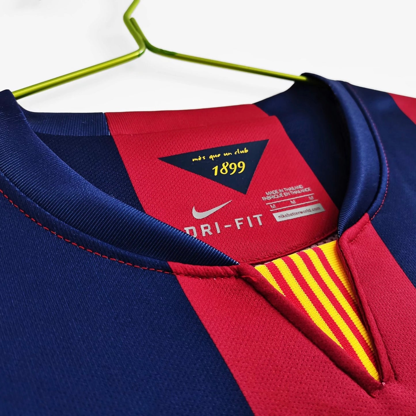 Barcellona’s Home Jersey 14/15 (Short Sleeves) | Classic XI