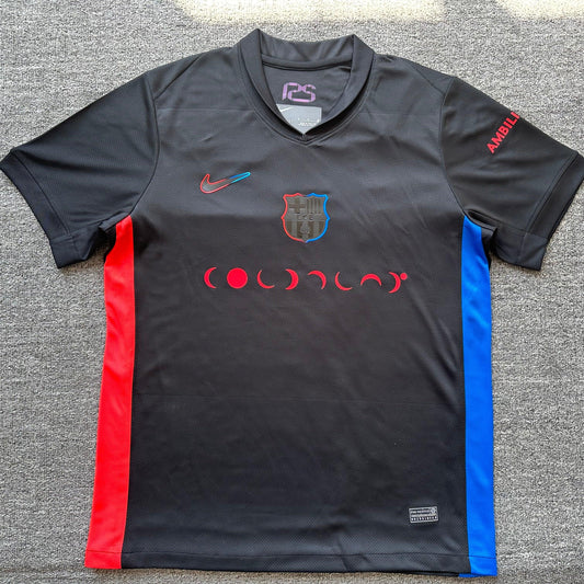 Barcellona’s Away Jersey x Coldplay 24/25 - Classic XI